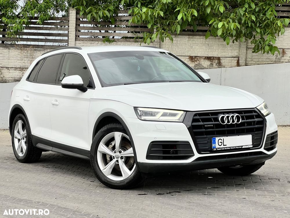 Audi Q5 2.0 40 TDI quattro S tronic Design - 2