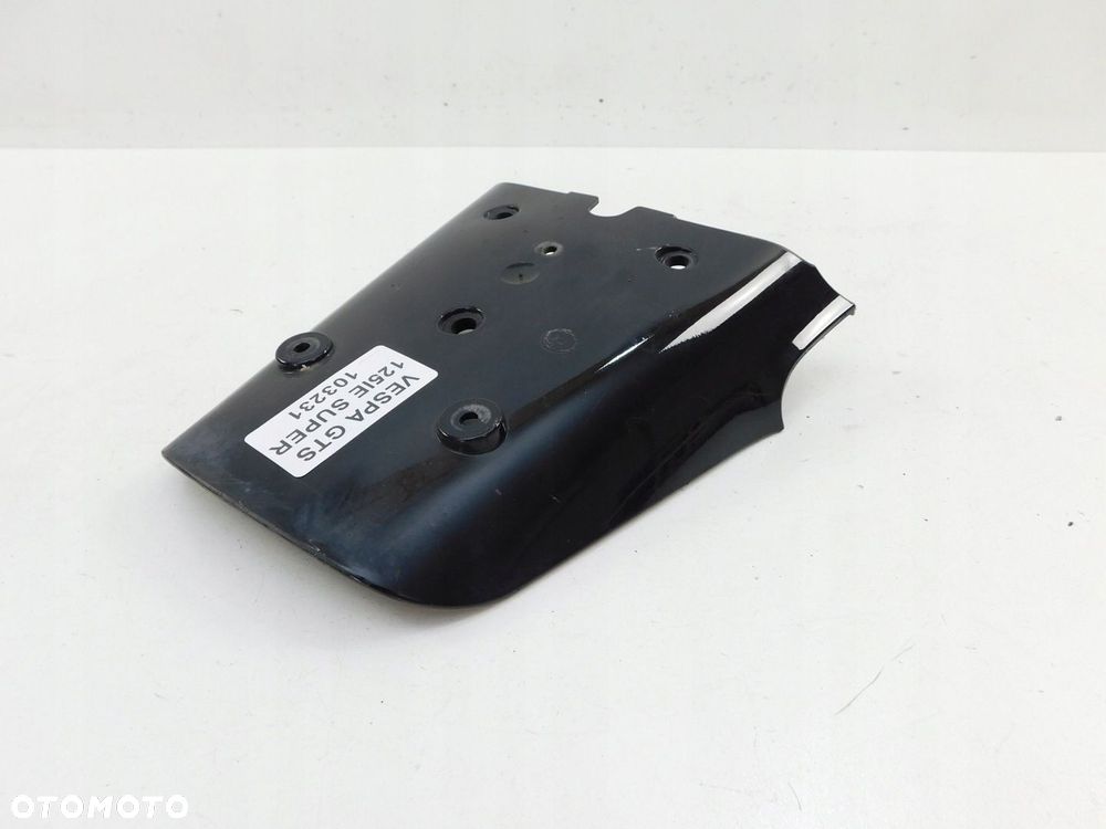 PIAGGIO VESPA GTS 125 ie SUPER MOCOWANIE TABLICY REJESTRACYJNEJ TYŁ - 4