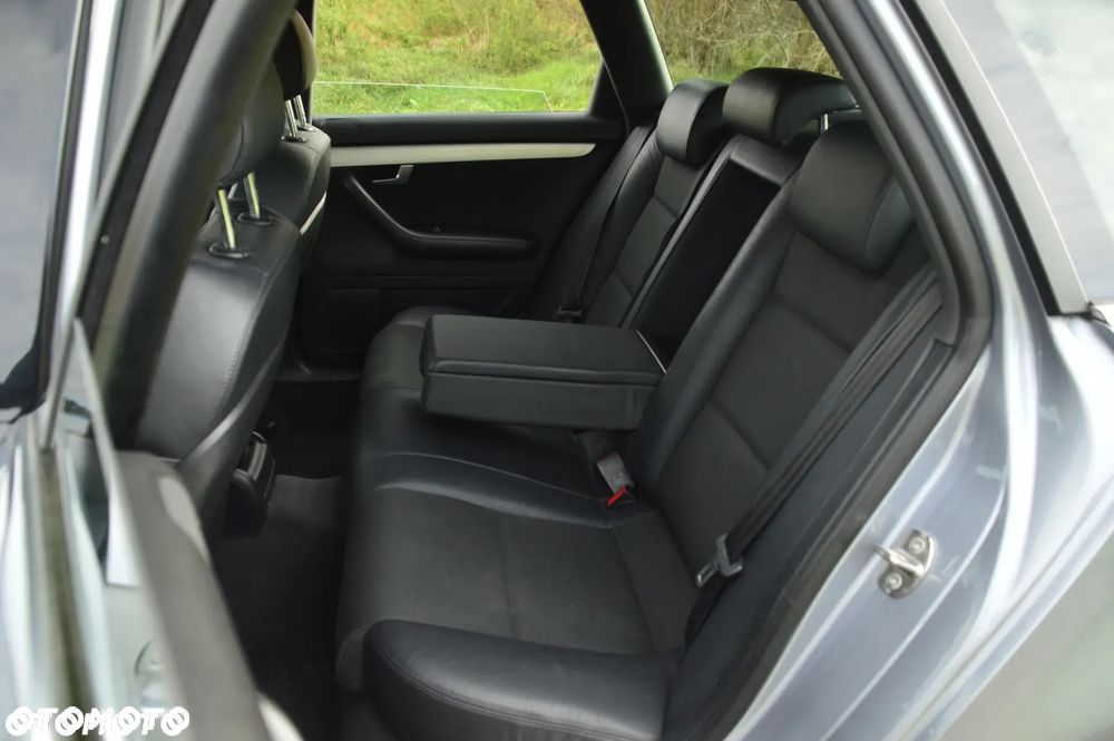 Audi A4 Avant 1.8T - 19