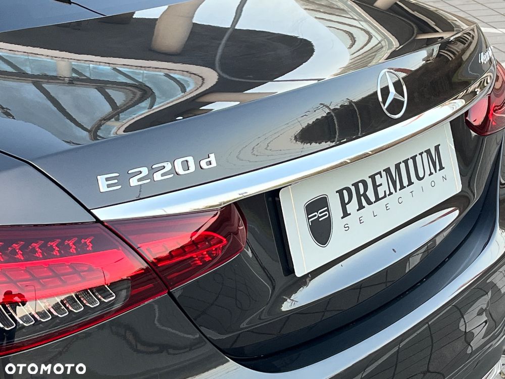 Mercedes-Benz Klasa E 220 d 4-Matic AMG - 38
