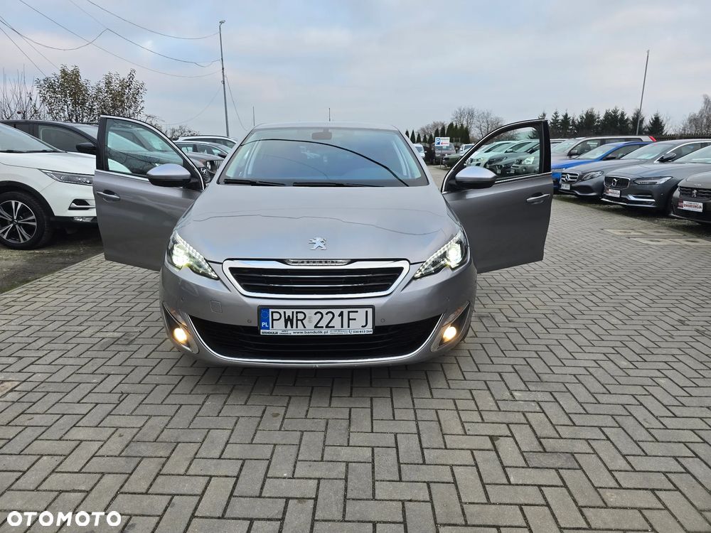 Peugeot 308 - 22