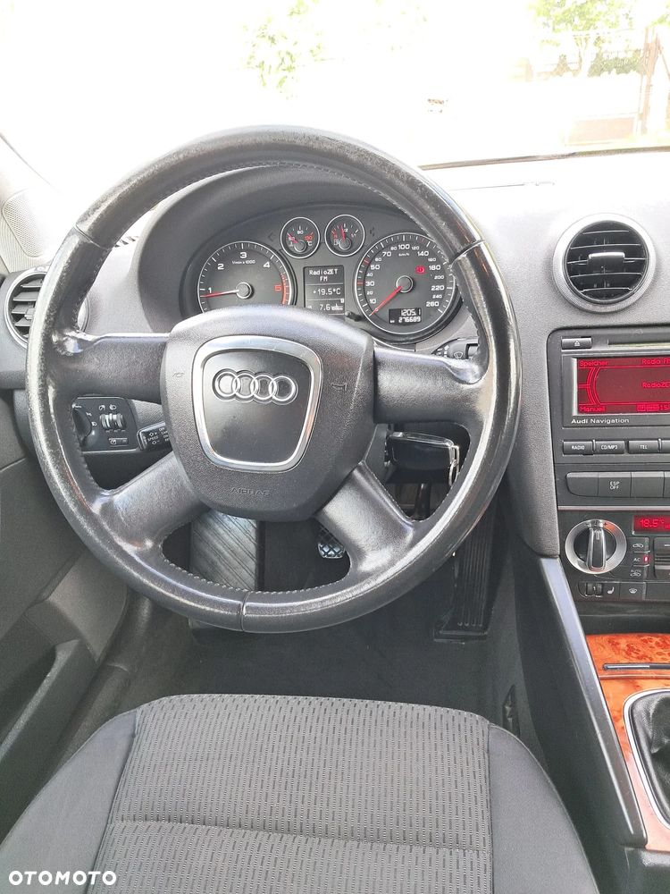 Audi A3 Sportback 2.0 TDI DPF Attraction - 10