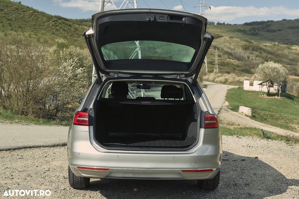 Volkswagen Passat 2.0 TDI SCR DSG Highline - 26