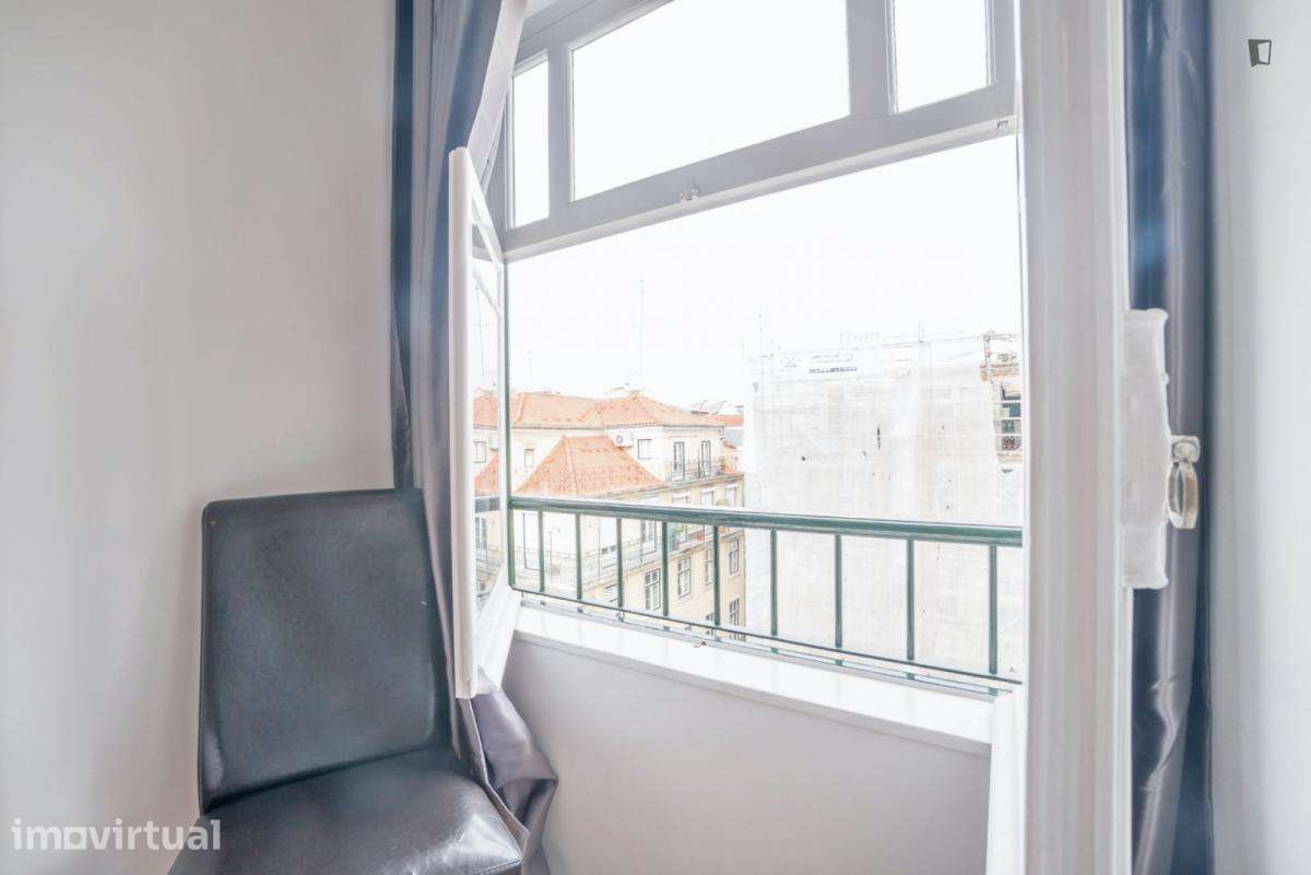 Quarto - localizado em Baixa Lisbon - Grande imagem: 4/17