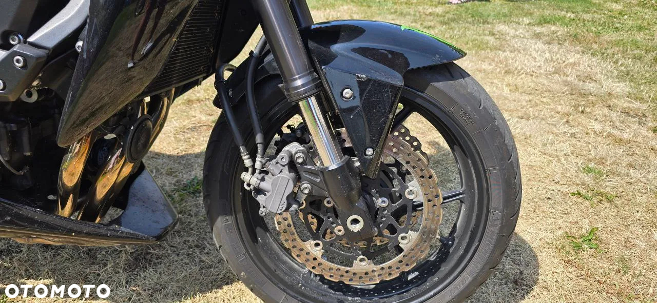 Kawasaki ZR - 6