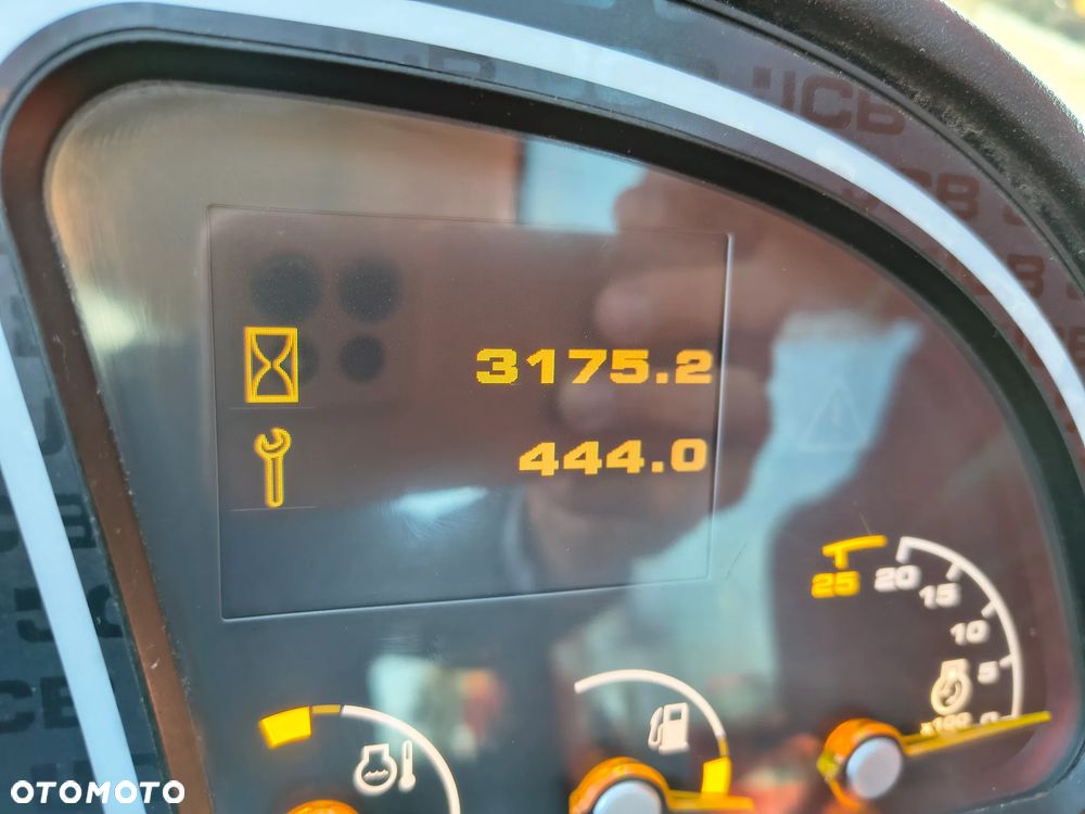 JCB 540-140 2015R 110KM - 25