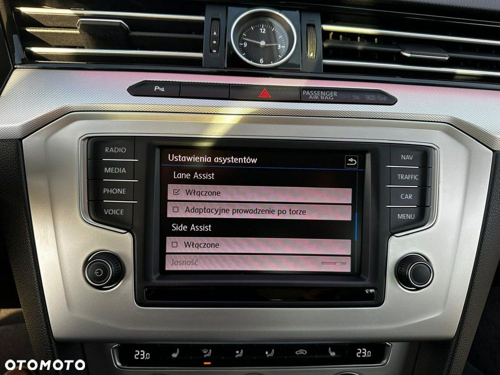 Volkswagen Passat Variant - 27