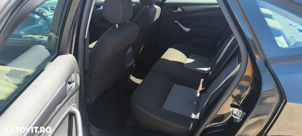 Ford Mondeo 2.0 Duratorq TDCi Powershift Titanium - 12