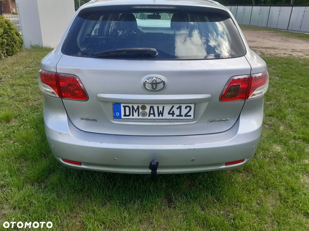 Toyota Avensis 2.0 D-4D Premium - 5