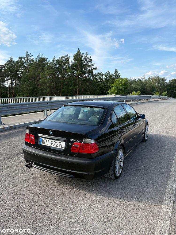 BMW Seria 3 330d - 4