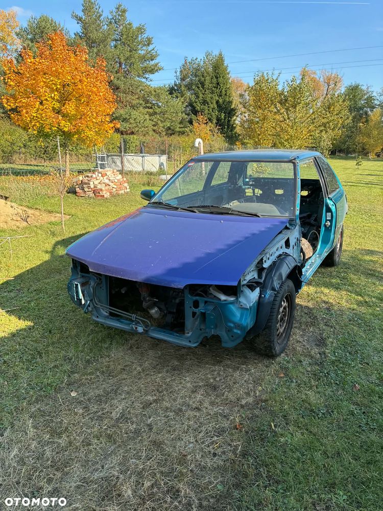 Mazda 323 - 27