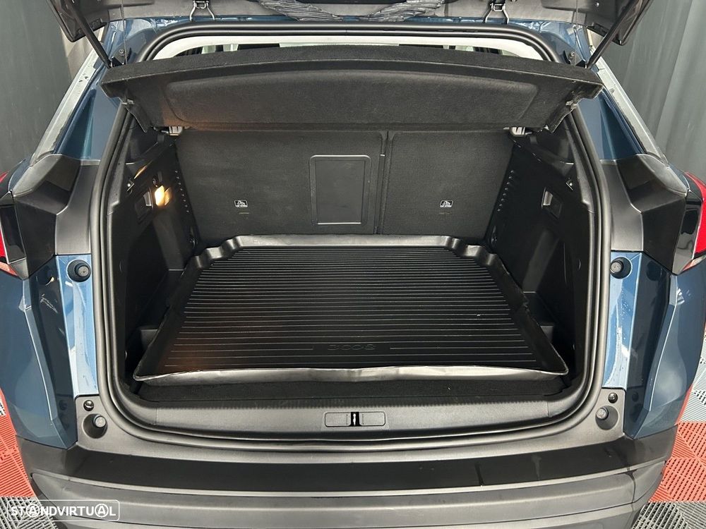 Peugeot 3008 1.2 PureTech Active Pack - 17