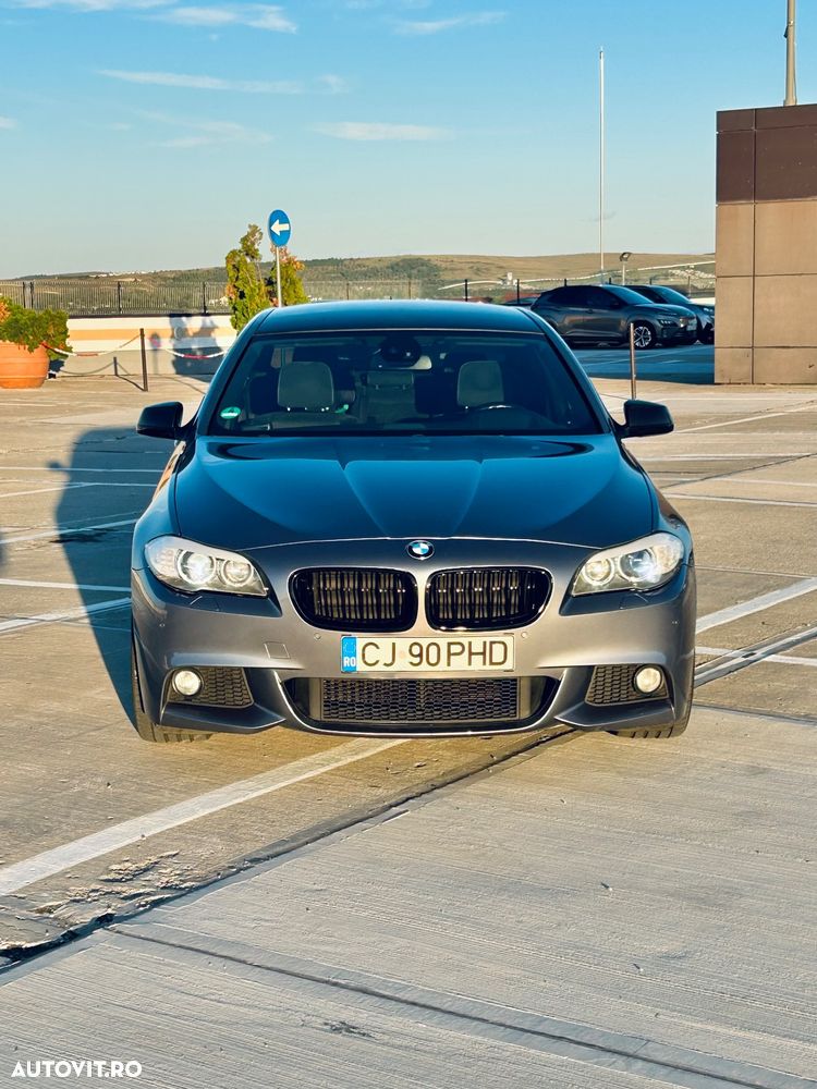 BMW Seria 5 520d Aut. - 13