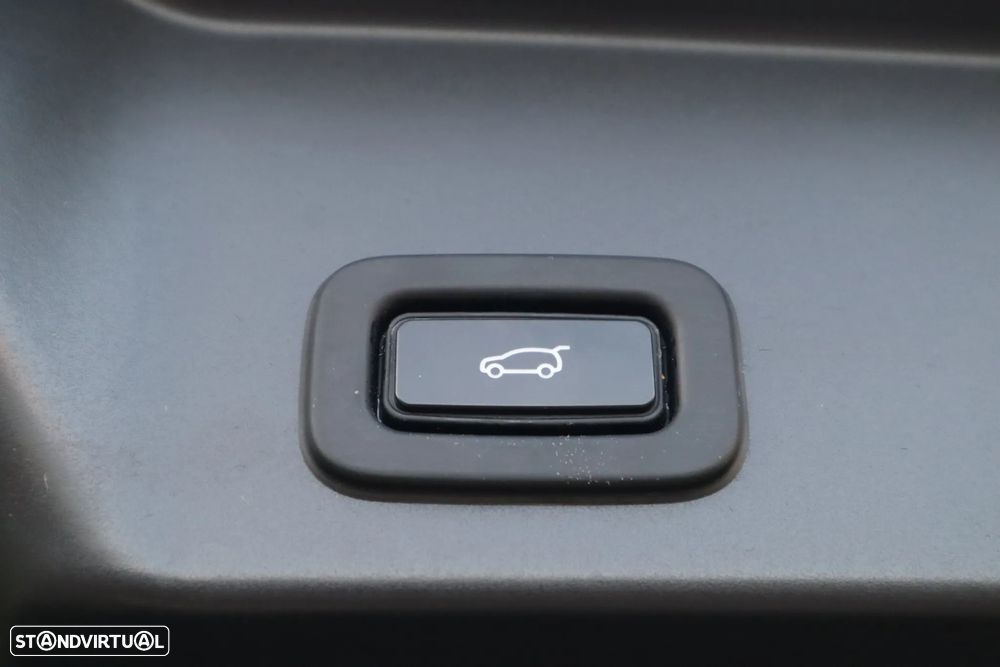 Land Rover Range Rover Evoque 1.5 P300e AWD S Auto - 14