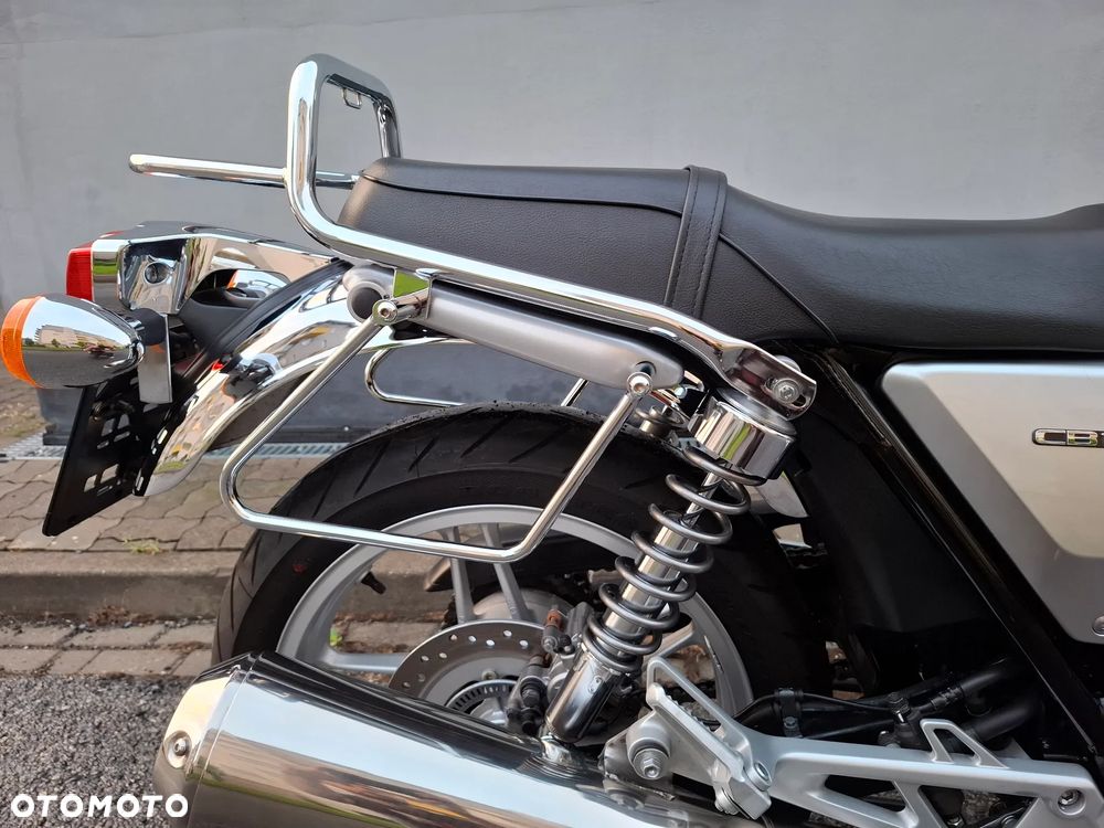 Honda CB - 18