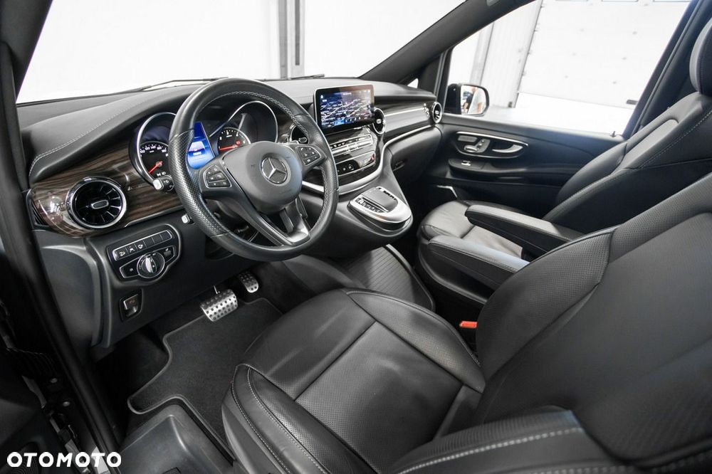 Mercedes-Benz Klasa V 300 d lang 9G-TRONIC Avantgarde - 14