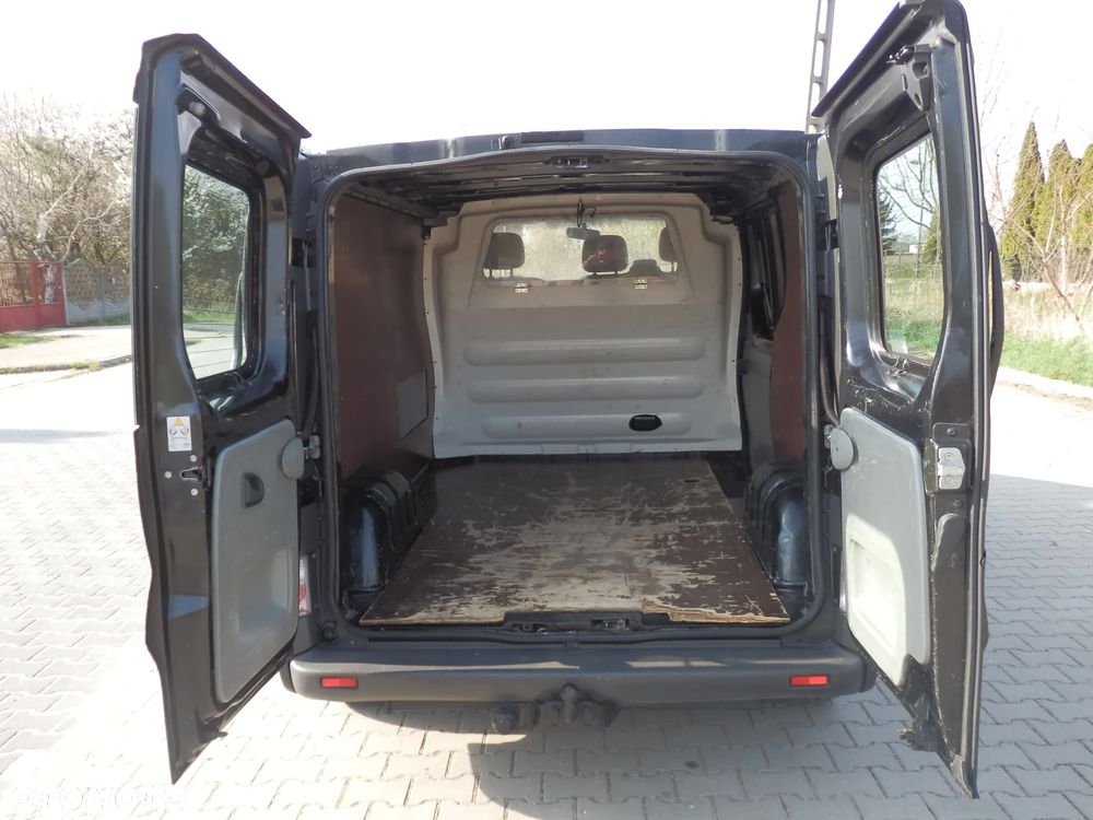 Opel Vivaro - 7