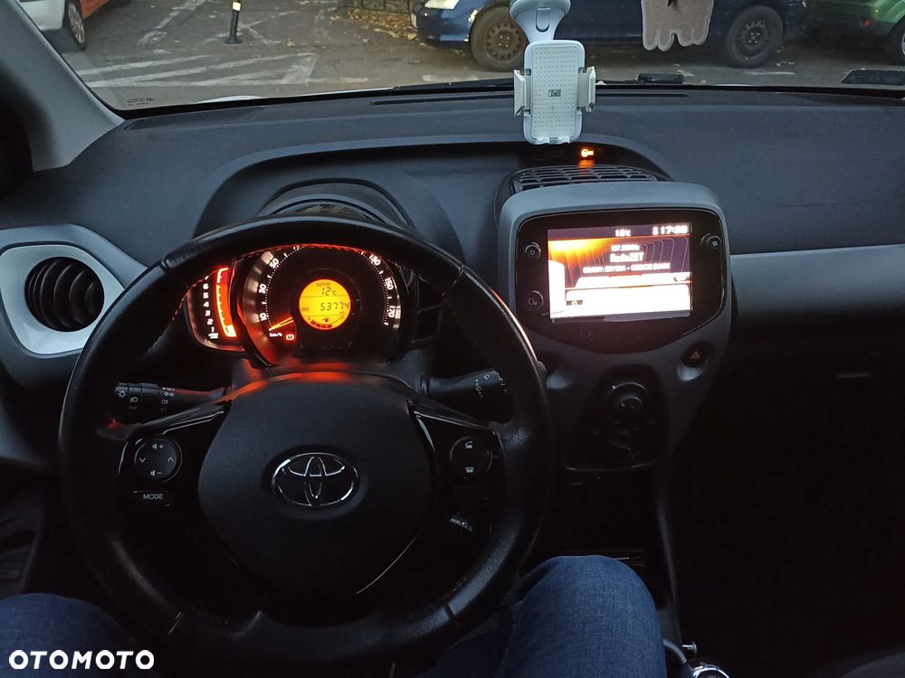 Toyota Aygo - 12