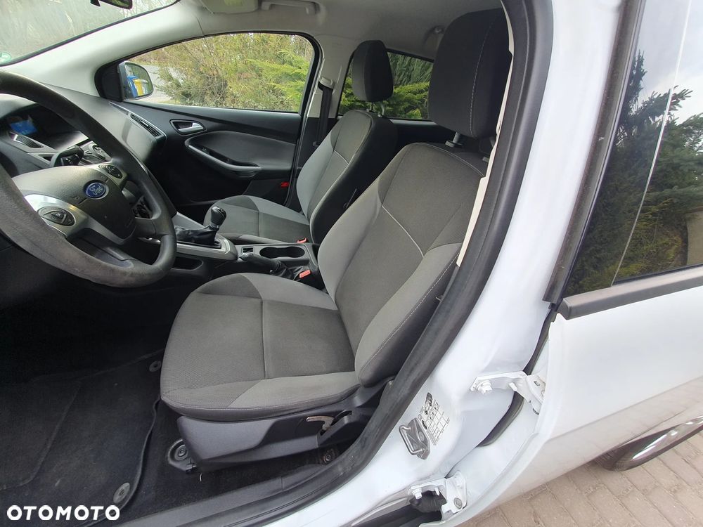 Ford Focus 1.6 TI-VCT Ambiente - 12