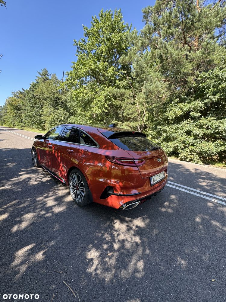 Kia ProCeed 1.6 T-GDI GT DCT - 9