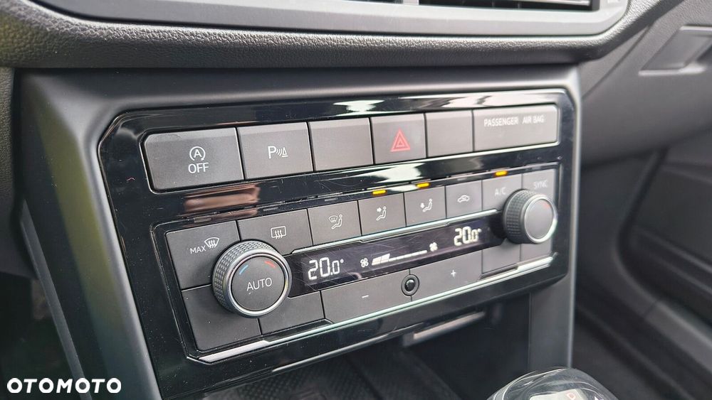 Volkswagen T-Cross - 25