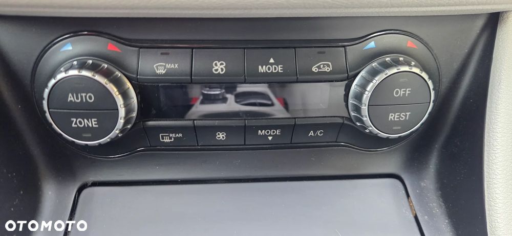Mercedes-Benz GLA 250 4-Matic - 13