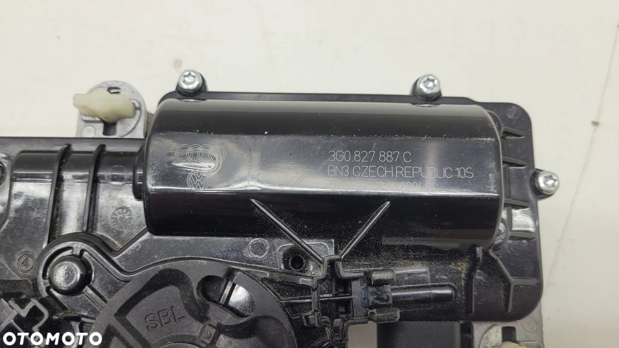 AUDI SEAT VW SIŁOWNIK DOCIĄG ELEKTRYCZNY KLAPY 3G0827887C - 3