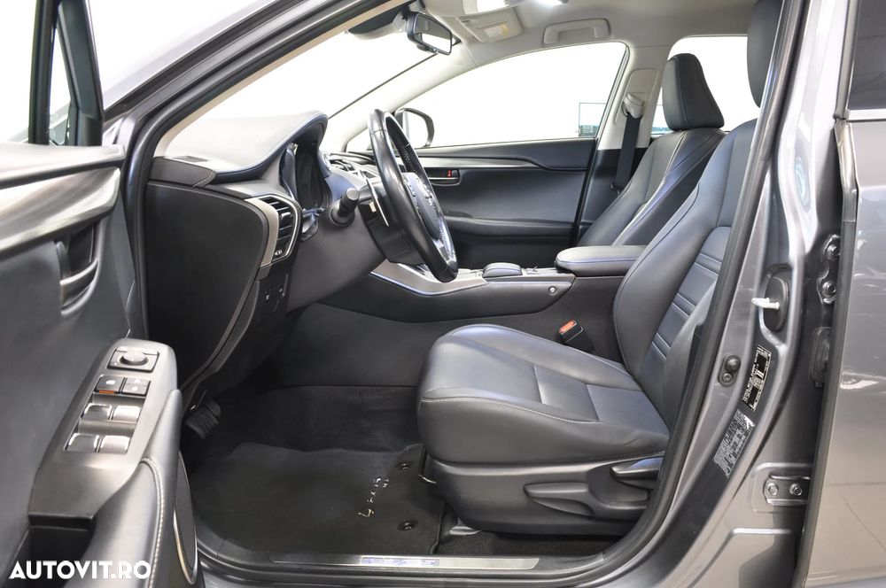 Lexus Seria NX 300h AWD Executive Plus - 12