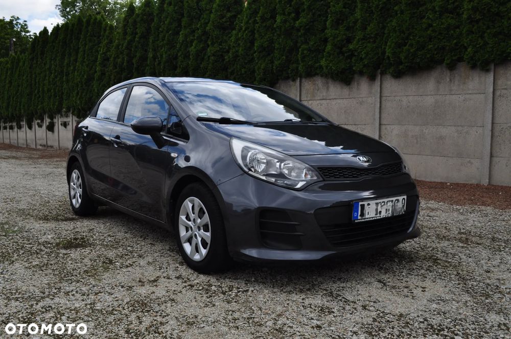Kia Rio 1.2 Attract - 12