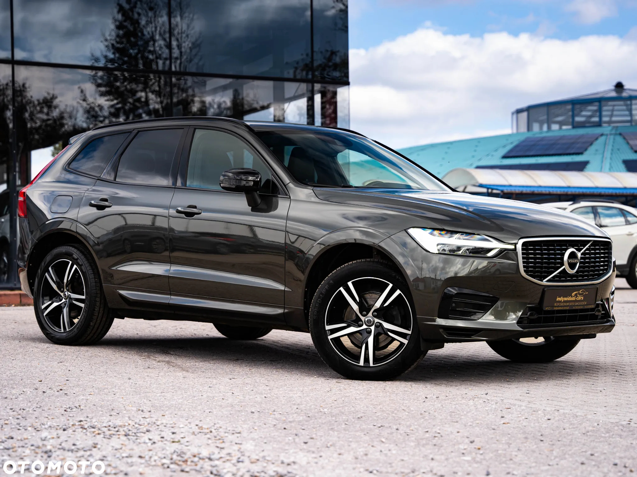 Volvo XC 60 D4 R-Design - 8
