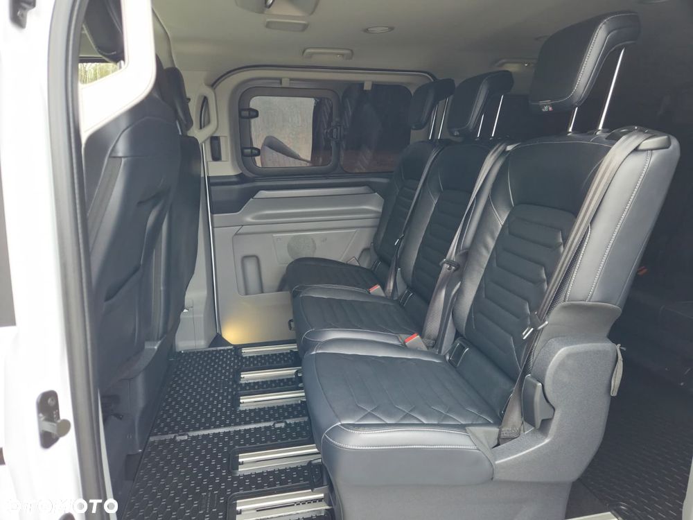 Ford Tourneo Custom L2H1 VA Titanium - 22