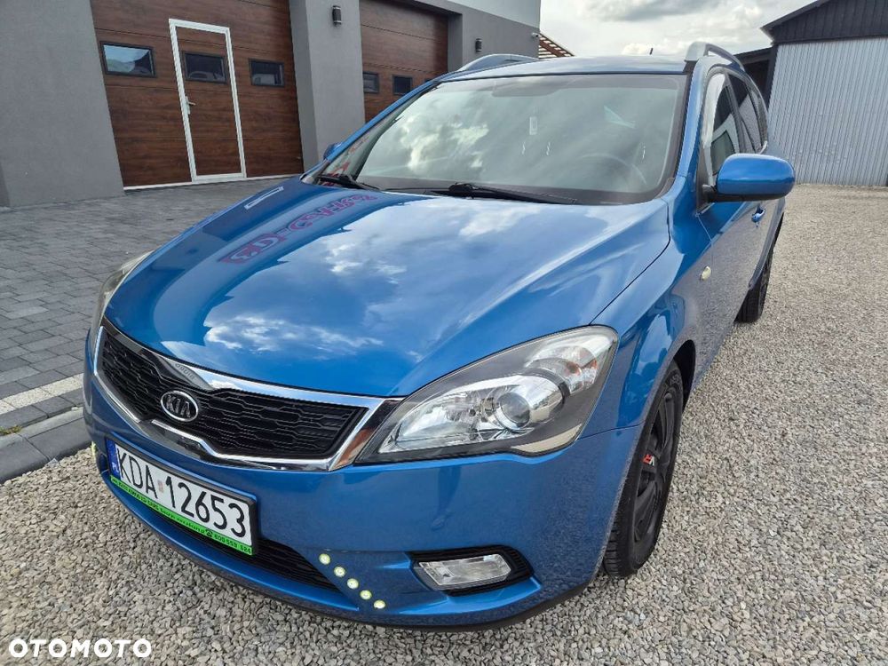 Kia Ceed - 3