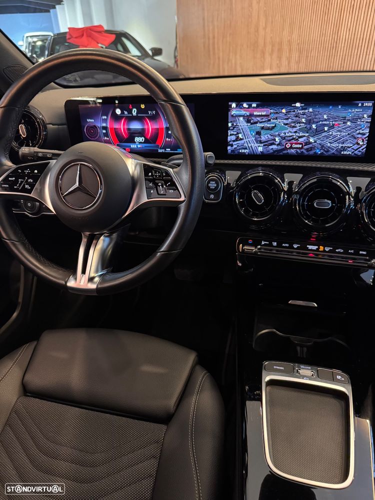 Mercedes-Benz A 200 Standard - 18