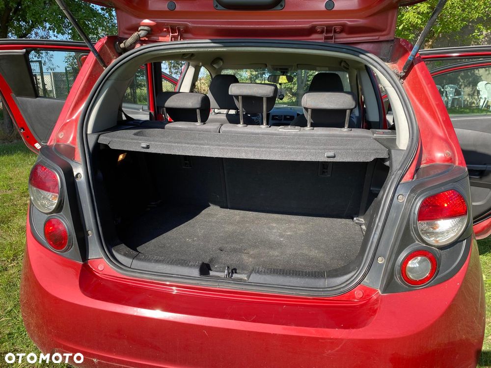 Chevrolet Aveo - 8