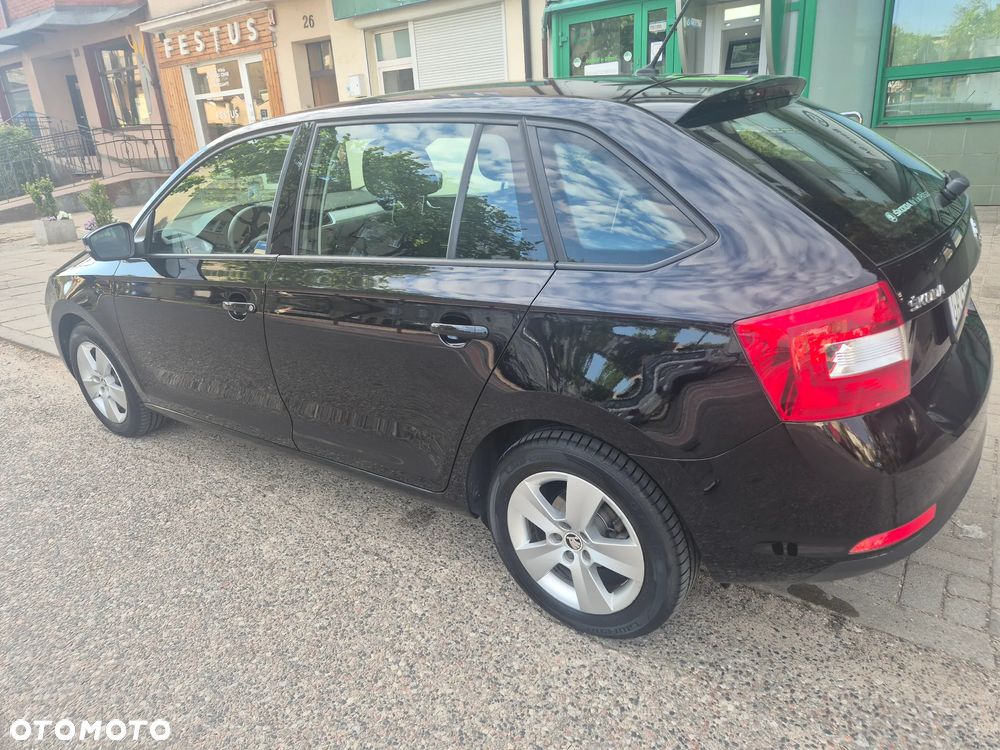 Skoda RAPID 1.2 TSI Ambition - 4
