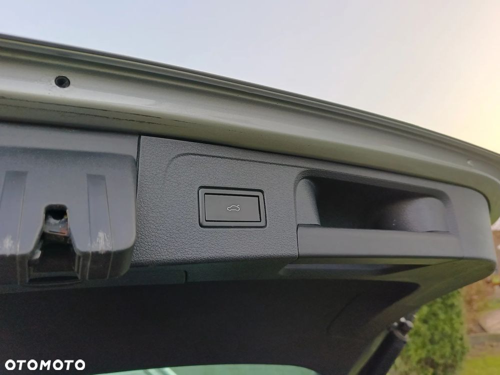 Volkswagen Passat 2.0 TDI SCR (BlueMotion Tech) 4Mot DSG Highline - 25