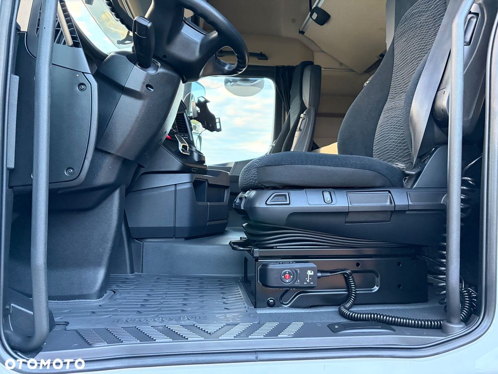 Mercedes-Benz Actros Standard BigSpace - 18
