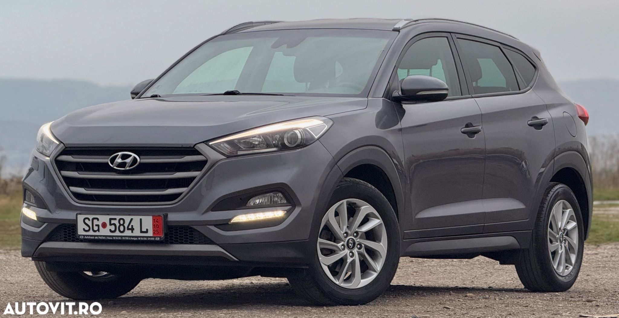 Hyundai Tucson 2.0 CRDI 4WD Automatik Premium - 1