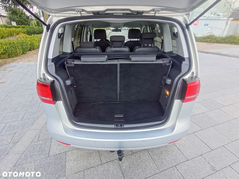Volkswagen Touran 1.6 TDI DPF BlueMotion Technology MATCH - 26