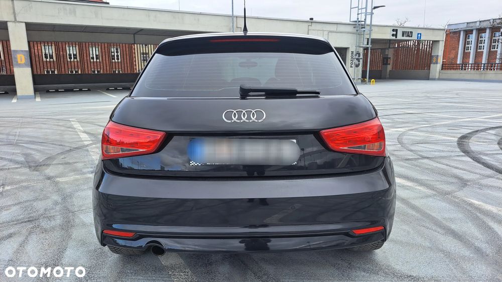 Audi A1 Sportback 1.6 TDI S tronic Attraction - 7