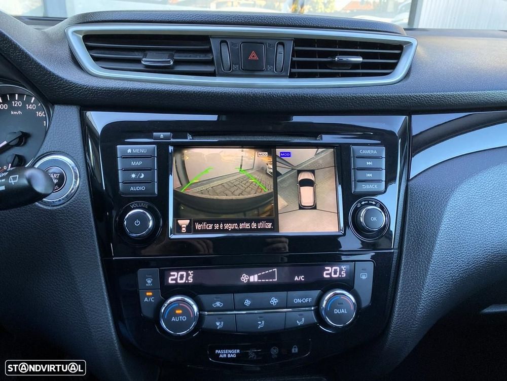 Nissan Qashqai 1.5 dCi N-Connecta J18 - 19