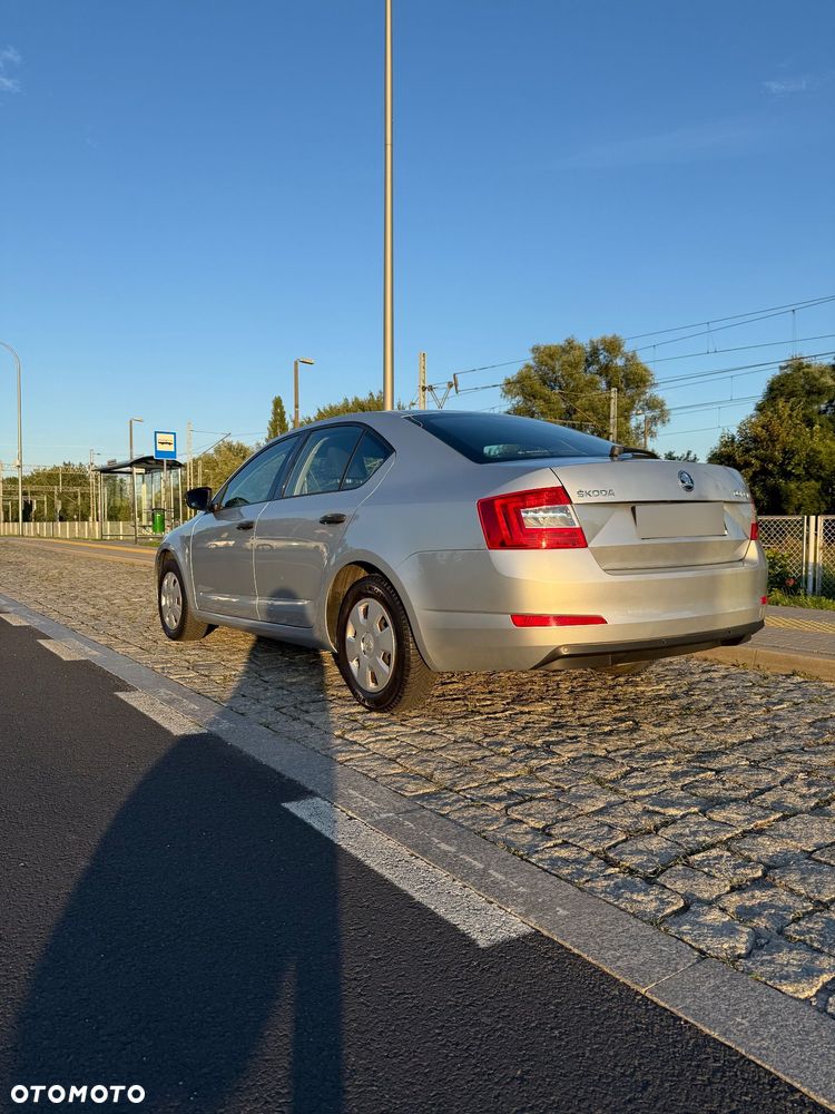 Skoda Octavia 1.6 TDI Active - 2