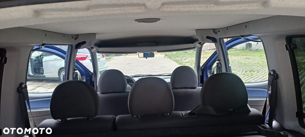 Fiat Doblo 1.6 16V Dynamic - 30
