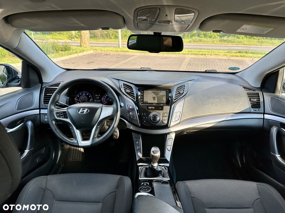 Hyundai i40 Kombi blue 1.6 Classic - 28