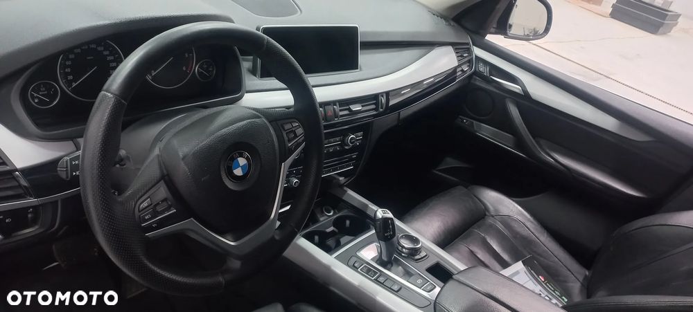 BMW X5 xDrive40d - 7