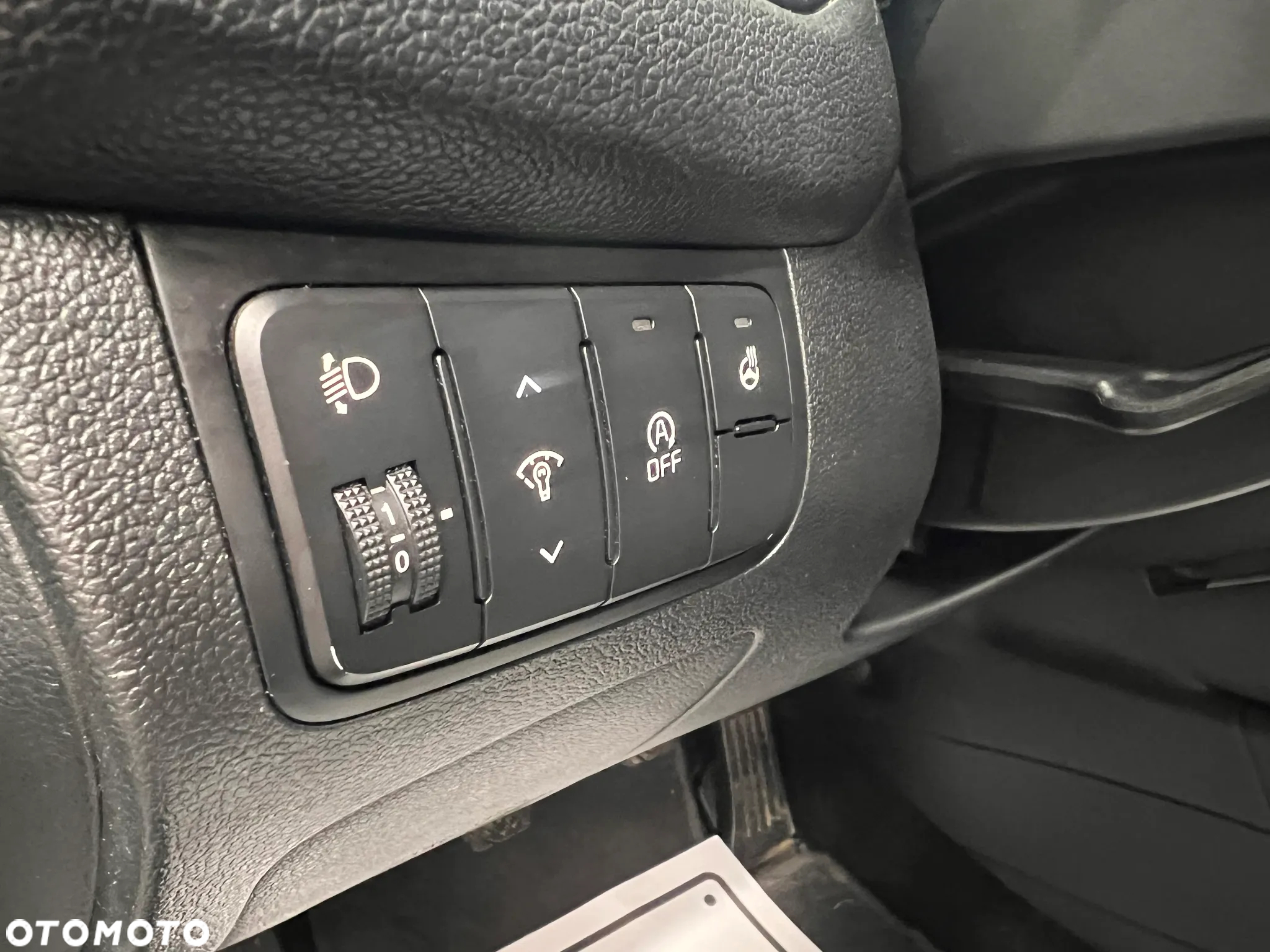 Kia Ceed - 13