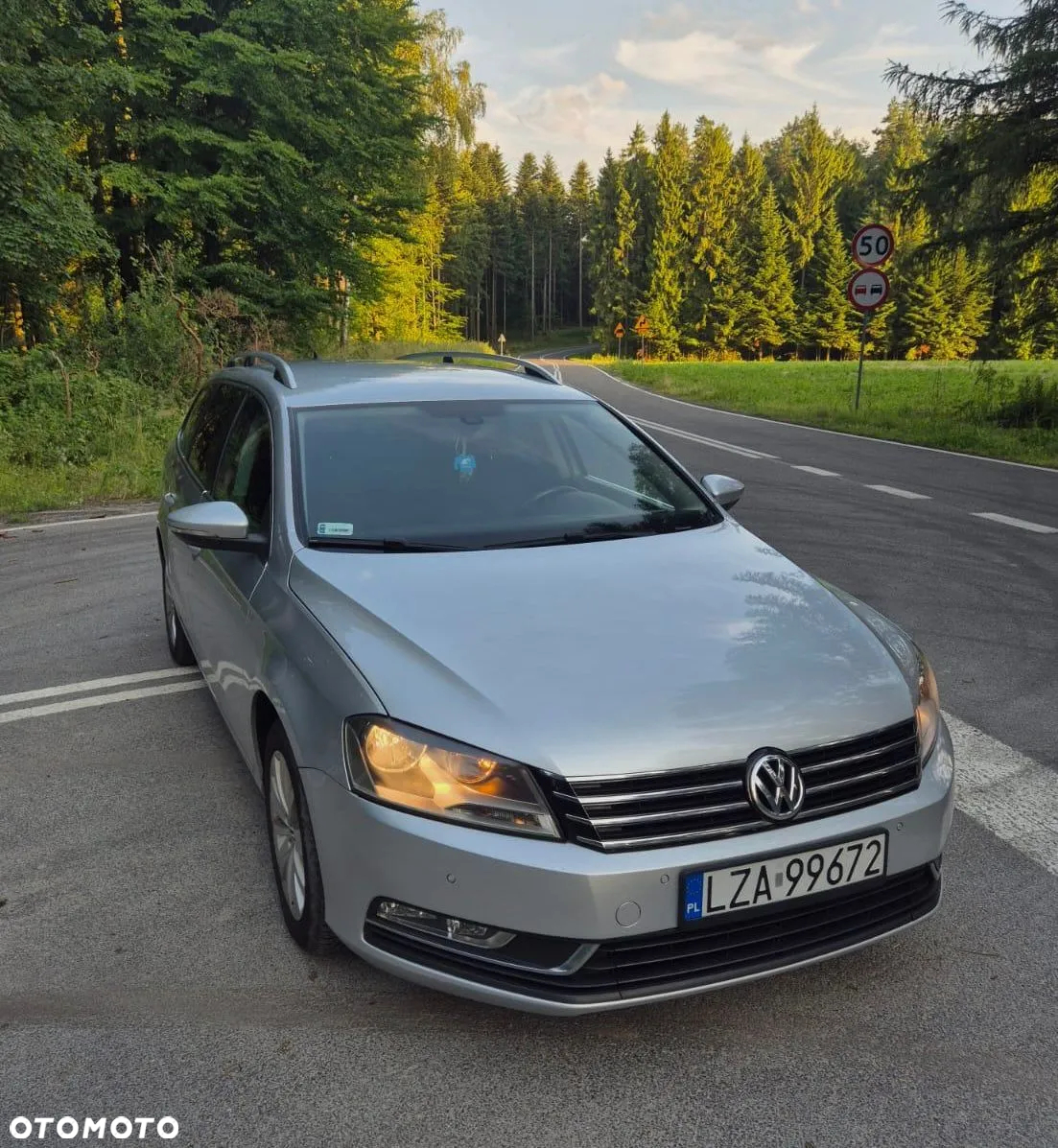 Volkswagen Passat 2.0 TDI Comfortline - 8