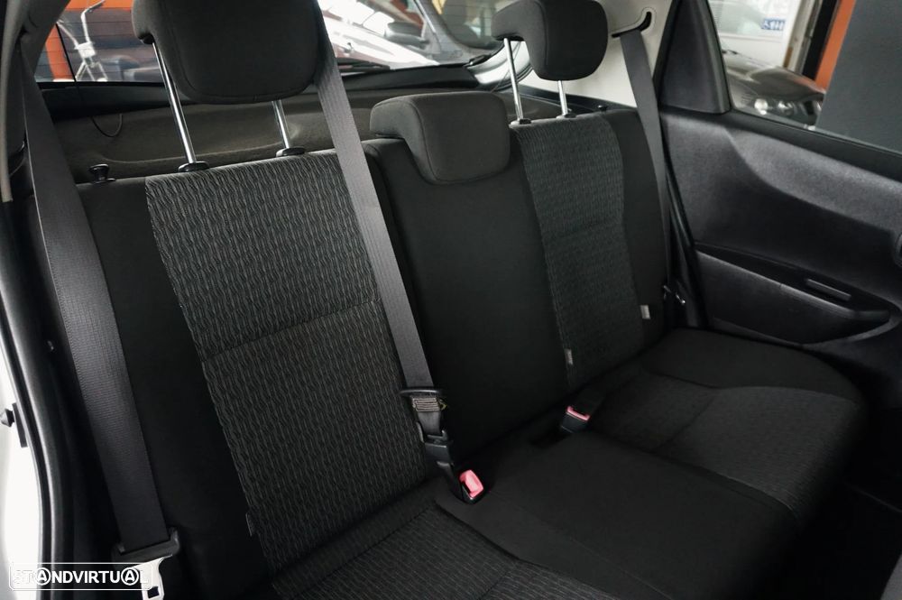 Toyota Yaris 1.0 VVT-i Comfort+P.Style - 21