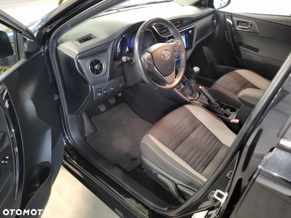 Toyota Auris 1.2 Turbo Edition-S - 6
