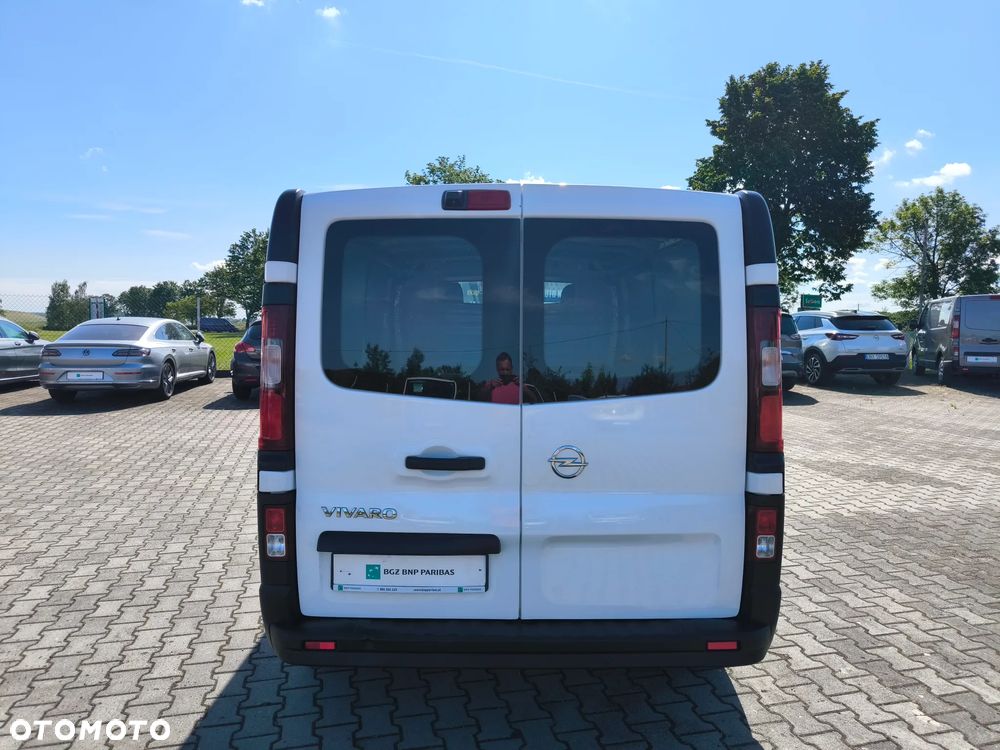 Opel Vivaro - 4